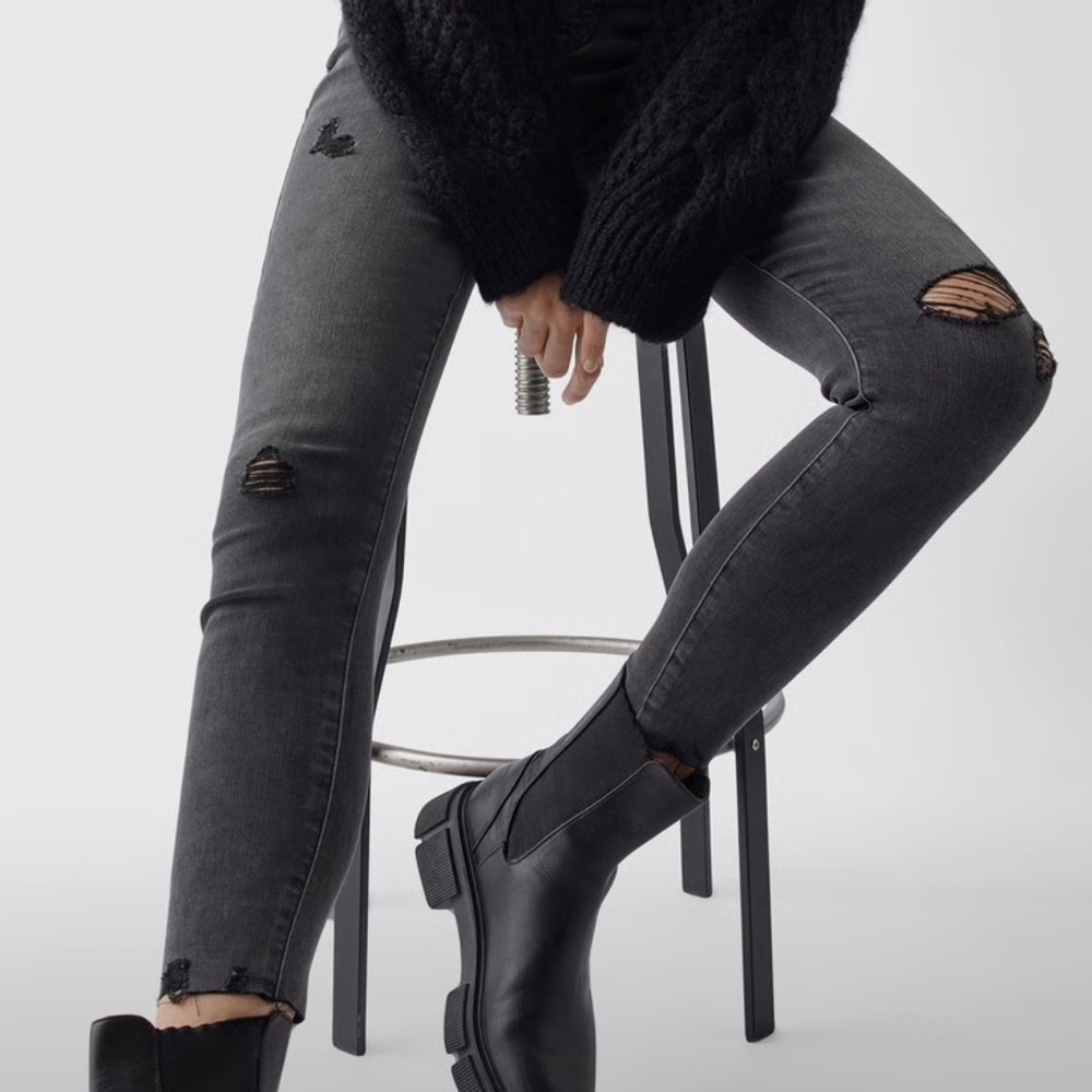 Pistola Aline High-rise Skinny Jeans Size 28
